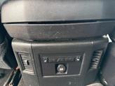 Thumbnail of 2016 Brilliant Black Crystal Pearlcoat RAM 1500
