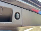Thumbnail of 2017 Iridium Metallic GMC Yukon