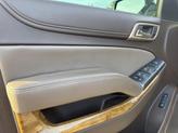 Thumbnail of 2017 Iridium Metallic GMC Yukon
