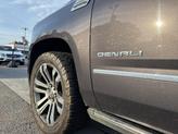 Thumbnail of 2017 Iridium Metallic GMC Yukon