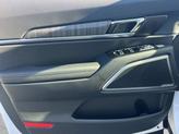 Thumbnail of 2025 Glacial White Pearl Kia Telluride