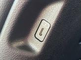 Thumbnail of 2025 Glacial White Pearl Kia Telluride