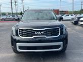 Thumbnail of 2025 Ebony Black Kia Telluride