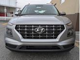 Thumbnail of 2025 Shimmering Silver Hyundai VENUE