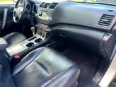 Thumbnail of 2012 Classic Silver Metallic Toyota Highlander