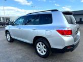 Thumbnail of 2012 Classic Silver Metallic Toyota Highlander