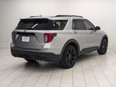 Thumbnail of 2020 Iconic Silver Metallic Ford Explorer