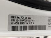 Thumbnail of 2022 Bright White Clearcoat Jeep Wagoneer