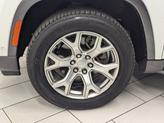 Thumbnail of 2022 Bright White Clearcoat Jeep Wagoneer