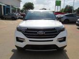 Thumbnail of 2022 Star White Metallic Tri-Coat Ford Explorer