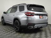 Thumbnail of 2025 Lunar Silver Metallic Honda Pilot