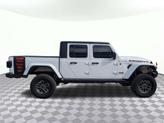 Thumbnail of 2024 Bright White Clearcoat Jeep Gladiator