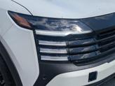 Thumbnail of 2025 Aspen White Tricoat/Super Black Nissan Kicks