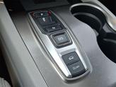Thumbnail of 2022 Lunar Silver Metallic Honda Pilot