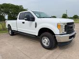 Thumbnail of 2017 Oxford White Ford F-250