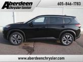 Photo of 2022 Super Black Nissan Rogue