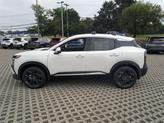 Thumbnail of 2025 Aspen White Tricoat Nissan Kicks