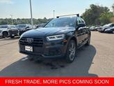 Photo of 2019 Moonlight Blue Metallic Audi Q5
