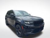 Thumbnail of 2022 Diamond Black Jeep Grand Cherokee