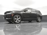 Thumbnail of 2021 Diamond Black Crystal Pearlcoat Jeep Grand Cherokee L
