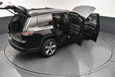 Thumbnail of 2021 Diamond Black Crystal Pearlcoat Jeep Grand Cherokee L