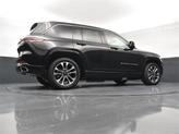 Thumbnail of 2024 Diamond Black Crystal Pearlcoat Jeep Grand Cherokee 4xe
