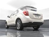 Thumbnail of 2015 White Diamond Tricoat Chevrolet Equinox