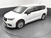 Thumbnail of 2025 Bright White Clearcoat Chrysler Pacifica