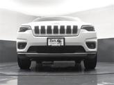 Thumbnail of 2022 Bright White Clearcoat Jeep Cherokee
