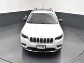 Thumbnail of 2022 Bright White Clearcoat Jeep Cherokee