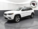 Thumbnail of 2022 Bright White Clearcoat Jeep Cherokee