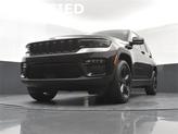 Thumbnail of 2023 Diamond Black Crystal Pearlcoat Jeep Grand Cherokee