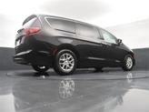 Thumbnail of 2025 Diamond Black Crystal Pearlcoat Chrysler Voyager