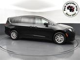 Photo of 2025 Diamond Black Crystal Pearlcoat Chrysler Voyager