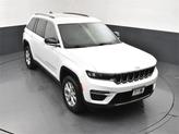 Thumbnail of 2022 Bright White Clearcoat Jeep Grand Cherokee