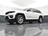 Thumbnail of 2022 Bright White Clearcoat Jeep Grand Cherokee