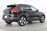 Thumbnail of 2026 Onyx Black Volvo XC40