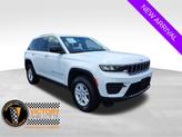 Photo of 2023 Bright White Clearcoat Jeep Grand Cherokee
