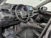 Thumbnail of 2022 Magnetic Gray Metallic Toyota Highlander