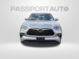 Thumbnail of 2023 Celestial Silver Metallic Toyota Highlander