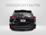 Thumbnail of 2022 Midnight Black Metallic Toyota Highlander