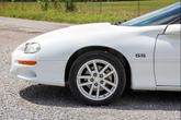 Thumbnail of 2001 Arctic White Chevrolet Camaro