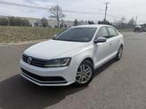 Thumbnail of 2017 White Volkswagen Jetta