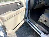Thumbnail of 2007 WHITE Ford Expedition