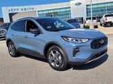 Photo of 2025 Vapor Blue Ford Escape