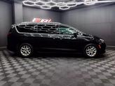 Thumbnail of 2022 Fathom Blue Pearlcoat Chrysler Pacifica