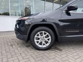 Thumbnail of 2015 Brilliant Black Crystal Pearlcoat Jeep Cherokee