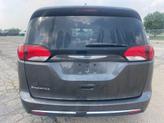 Thumbnail of 2017 Granite Crystal Metallic Clearcoat Chrysler Pacifica