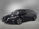 Photo of 2022 Super Black Nissan Altima