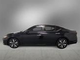Thumbnail of 2022 Super Black Nissan Altima